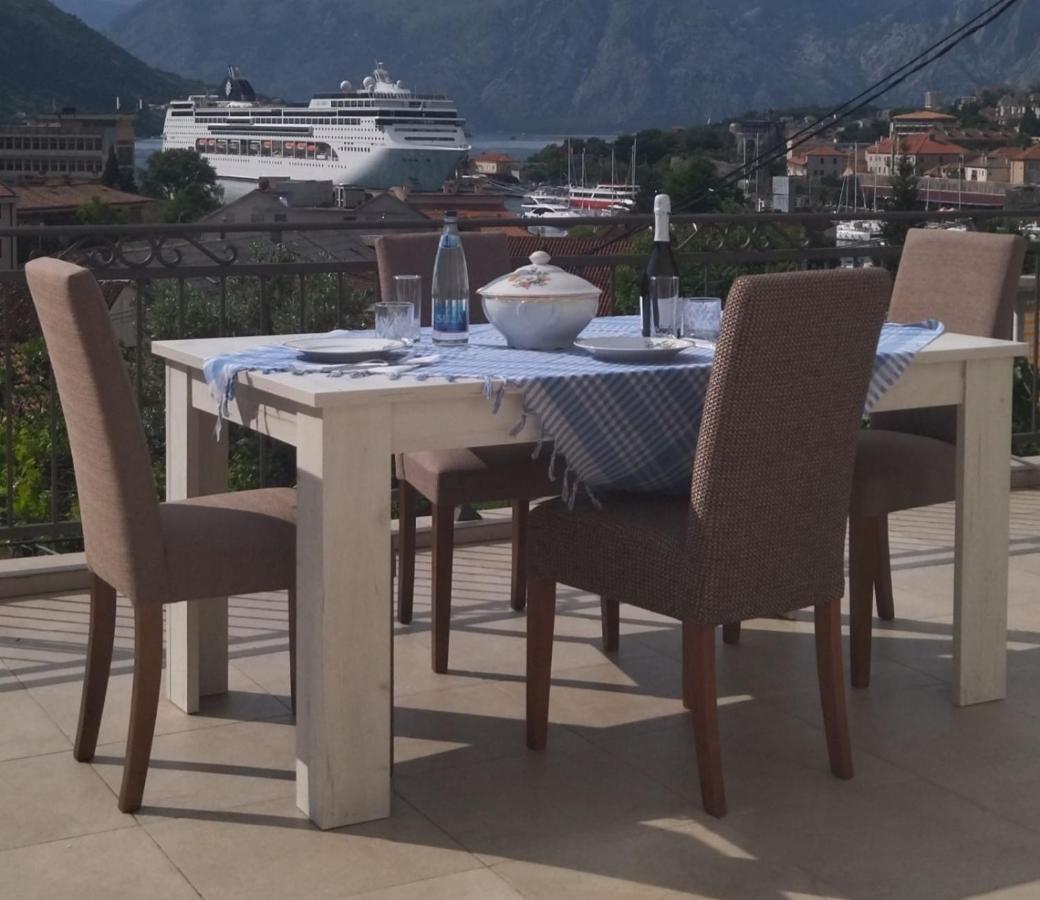 Guesthouse Nikoleta 2 Kotor Eksteriør billede
