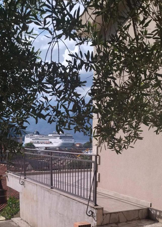 Guesthouse Nikoleta 2 Kotor Eksteriør billede